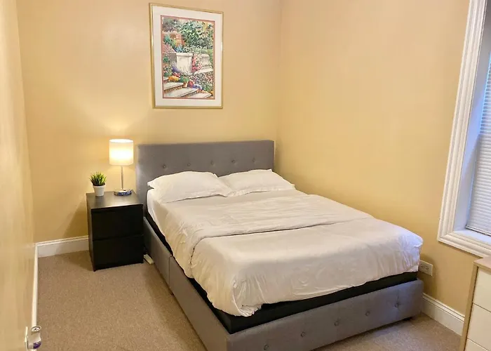 Entire Modern 2 Bedroom Appartamento Chicago