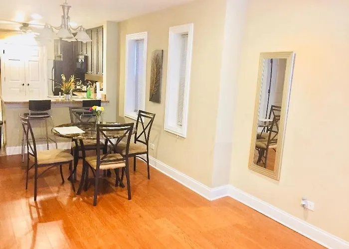 Entire Modern 2 Bedroom Apartamento *